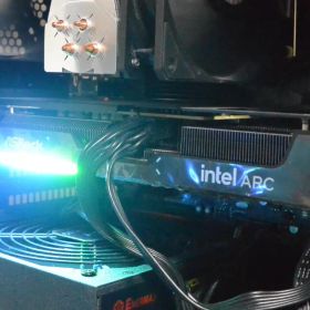 Intel Arc B580とPM991 512GB SSD
