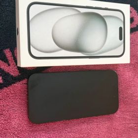 iPhone 15 128GB ブラック