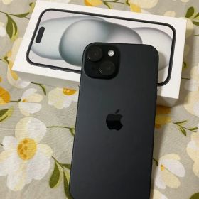 iPhone 15 ブラック 128GB SIMフリー バッテリー96% 美品