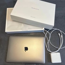 Apple MacBook Pro 13インチ M2 2022 本体