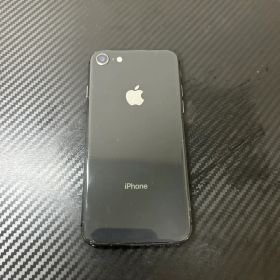 Apple iPhone 8本体 64GB