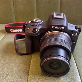 Canon EOS R50 標準ズームレンズキット ブラック
