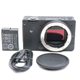 ■極上品■ SIGMA fp ボディ フルサイズミラーレス一眼カメラ シグマ