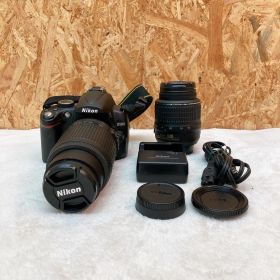 Nikon D5000 デジタル一眼レフカメラ 本体 ダブルズームキット