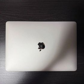 MacBook pro 2020 13inch i5 メモリ8G スペースグレイ