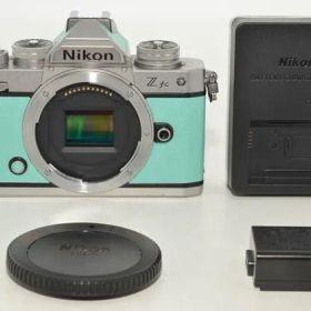 1214★美品・ショット数222回★Nikon ミラーレス一眼カメラ Z fc シルバー プレミアムエクステリア ミントグリーン
