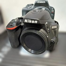Nikon D5500 デジタル一眼レフカメラ 本体