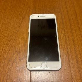 iPhone 8のメイン画像