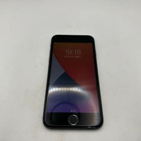 iPhone8 64GB ブラック バッテリー82%