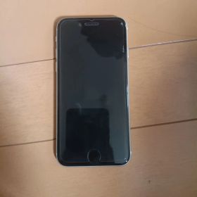 Apple iPhone SE (第3世代) 本体