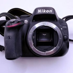 【通電確認済み】 Nikon D5100 デジタル一眼レフカメラ 本体
