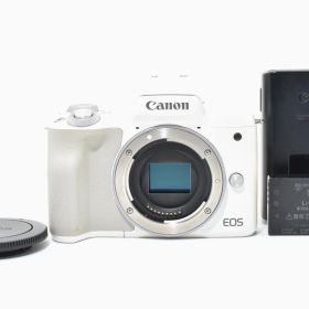 極上品 Canon EOS Kiss M ボディ ホワイト け０２１
