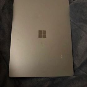 Microsoft Surface Laptop シルバー