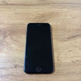 Apple iPhone 7 ブラック