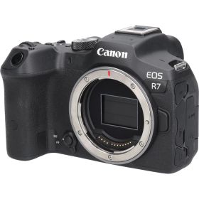ＥＯＳ Ｒ７