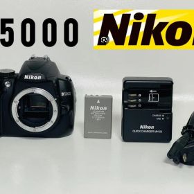 【極上美品/ショット数極少7334回】Nikon D5000 バッテリー＆充電器