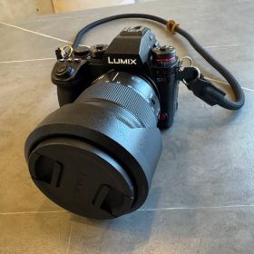 Panasonic LUMIX S1II ボディ＋標準ズームレンズセット