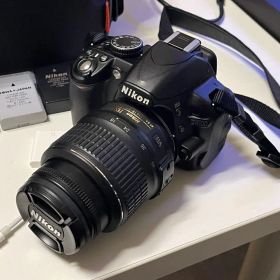 Nikon D3100 デジタル一眼レフカメラ