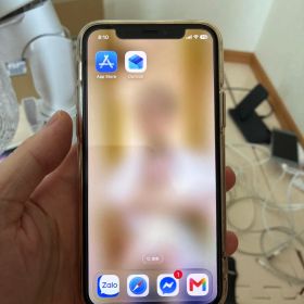 Apple iPhone 11 Pro 本体