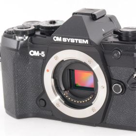 【中古】【外観特上級】OM SYSTEM OM-5 ボディー ブラック