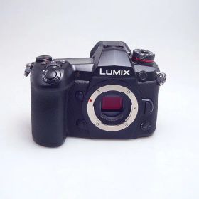 【中古】 (パナソニック) Panasonic LUMIX G9 PRO DC-G9 ブラック【中古カメラ デジタル一眼】 ランク：AB