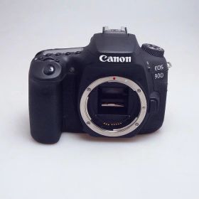 【中古】 (キヤノン) Canon EOS 90D ボディ【中古カメラ デジタル一眼】 ランク：B+