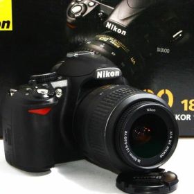 【中古】ニコン Nikon D3100 レンズキット ブラック 美品 一眼レフストラップ付き当店保証30日間 人気モデル 高画質 売れ筋