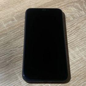 2495 iPhone 11 64GB ブラック 動作確認済み やや訳あり【ネ】