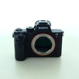 【中古】 (ソニー) SONY α7SII [ILCE-7SM2] OVERSEAS VERSION【中古カメラ デジタル一眼】 ランク：B