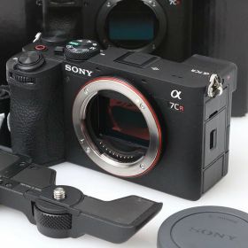 【中古】【美品】ソニー α7CR ILCE-7CR ボディ ブラック CA01-M6812-3Y3 SONY Eマウント フルサイズ 5軸手ブレ補正 EVF 中古