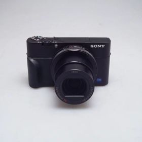 【中古】 (ソニー) SONY DSC-RX100M5【中古カメラ コンパクトデジカメ】 ランク：B