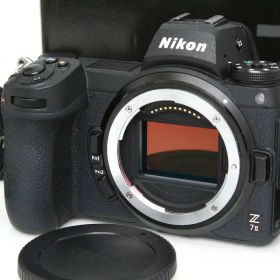 【中古】【並品】ニコン Z 7II ボディ CA01-R6468-2P3 ニコン Zマウント Nikon ミラーレス フルサイズ 手ブレ補正 4K対応