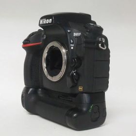 【中古】 (ニコン) Nikon D810+MB-D12【中古カメラ デジタル一眼】 ランク：B