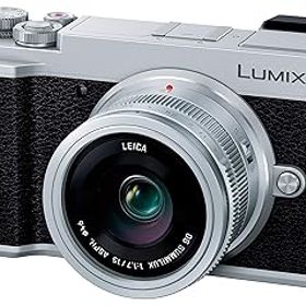 【中古】パナソニック ミラーレス一眼カメラ ルミックス GX7MK3 単焦点ライカDGレンズキット シルバー DC-GX7MK3L-S