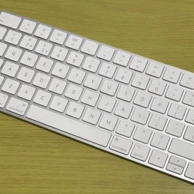 Apple Magic Keyboard A1644 d2