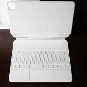 Apple純正 Magic Keyboard 12.9 A2480 日本語 白