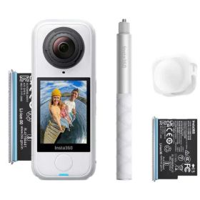 【ポイント10倍】 Insta360 ビデオカメラ Insta360 X4 Air スターターキット [アークティックホワイト] [タイプ：アクションカメラ 画質：8K 撮影時間：105 分 本体重量：165 g 撮像素子：1/1.8型] 【P10倍】