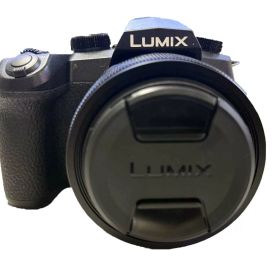 パナソニック LUMIX DC-FZ1000M2，