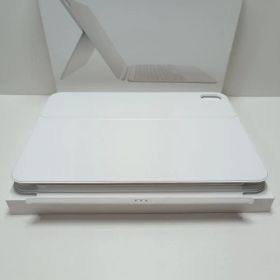 iPad Magic Keyboard Folio A16、第10世代 日本語
