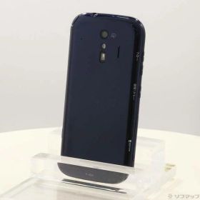 【中古】FUJITSU(富士通） らくらくスマートフォン 32GB ネイビー F-42A docomoロック解除SIMフリー 【295-ud】