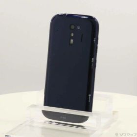 【中古】FUJITSU(富士通） らくらくスマートフォン 32GB ネイビー F-42A docomoロック解除SIMフリー 【348-ud】