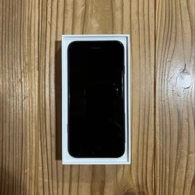 Apple iPhone SE 第2世代 本体 ブラック