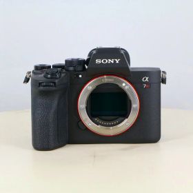 【中古】 (ソニー) SONY α7RV (ILCE-7RM5) ボディ【中古カメラ デジタル一眼】 ランク：AB