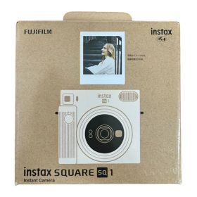 FUJIFILM インスタントカメラ instax SQUARE SQ1 チェキスクエア チョークホワイト 【訳あり：倉庫移動中に外箱傷あり】