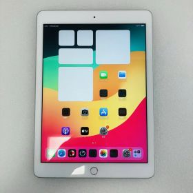 【中古】 Apple iPad 第6世代 Wi-Fi シルバー 32GB / A1893 ★セール特価品★ MR7G2J/A CPUA10 / 2.3GHz メモリ2GB SSD32GB OSiOS 17