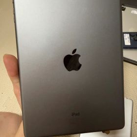 Apple iPad Air 本体