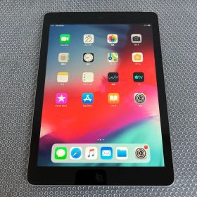 4458【早い者勝ち】iPad Air 16GB au☆
