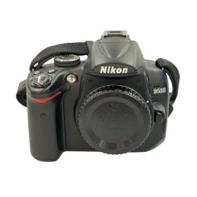 訳あり ニコン デジタル一眼レフカメラ D5000 ダブルズームキット Nikon