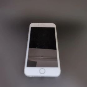 Apple iPhone6 本体 シルバー
