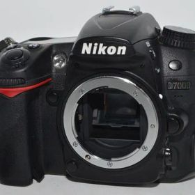 260686★ほぼ新品★Nikon デジタル一眼レフカメラ D7000 ボディー